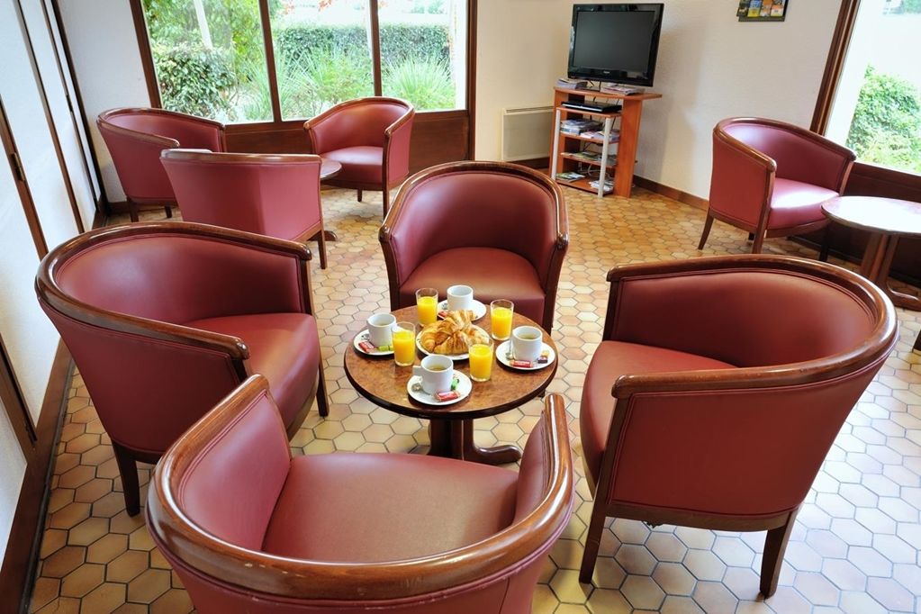 Campanile Saintes Hotel Restaurante foto